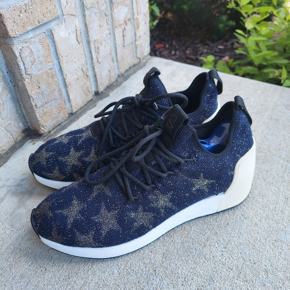 Ash sneakers with stars 😀😀😀EURO 37 Size 7